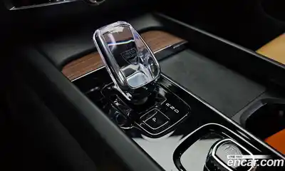 Volvo XC60 2024 2.0 Автомат в Москве № 164182, миниатюра 9