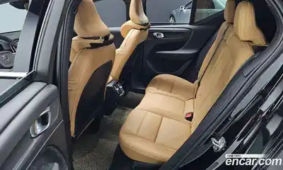 Volvo XC40 2021 2.0 Автомат в Москве № 164473, миниатюра 4