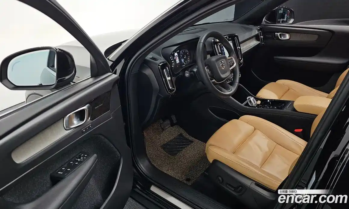 Volvo XC40 2021 2.0 Автомат в Москве № 164473, фото 8