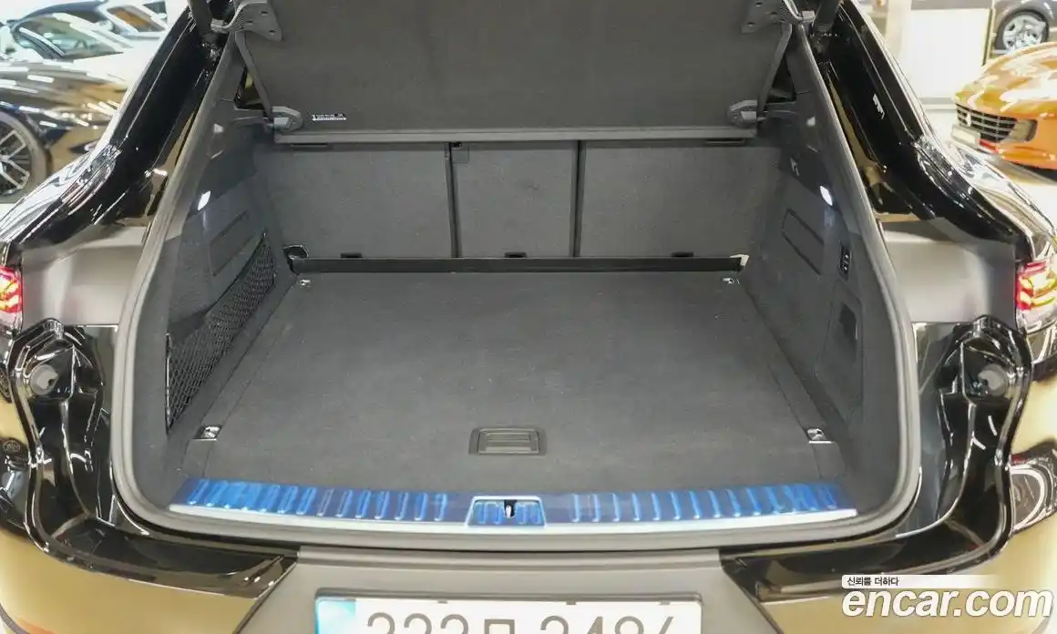 Porsche Cayenne 2024 3.0 Автомат в Москве № 164925, фото 17