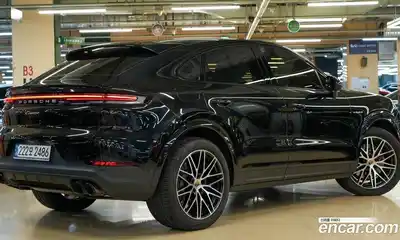 Porsche Cayenne 2024 3.0 Автомат в Москве № 164925, миниатюра 2
