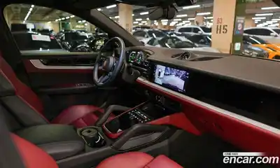 Porsche Cayenne 2024 3.0 Автомат в Москве № 164925, миниатюра 5