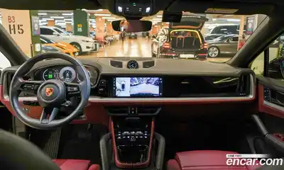 Porsche Cayenne 2024 3.0 Автомат в Москве № 164925, миниатюра 7