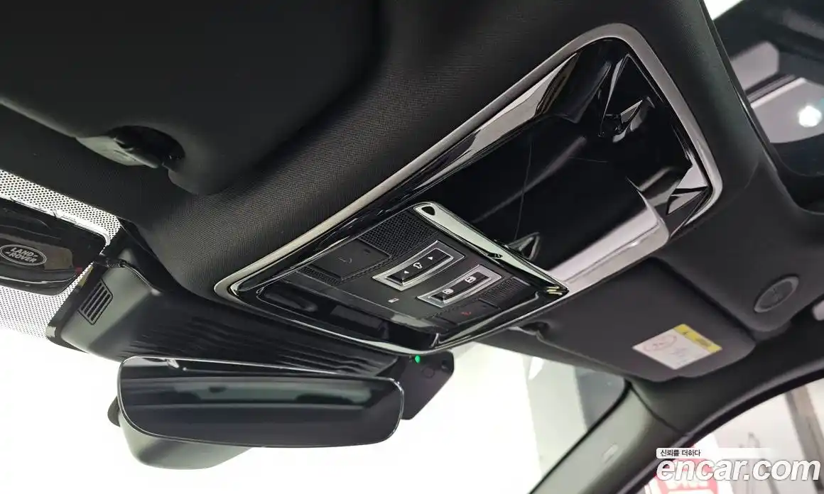 Land Rover Range-Rover Velar 2025 3.0 Автомат в Москве № 166019, фото 9