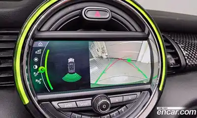 Mini Cooper Convertible 2020 2.0 Автомат в Москве № 166521, миниатюра 7