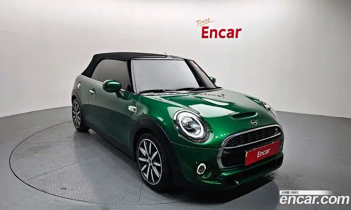 Mini Cooper Convertible 2020 2.0 Автомат в Москве № 166521, фото 8