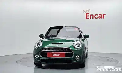 Mini Cooper Convertible 2020 2.0 Автомат в Москве № 166521, миниатюра 9