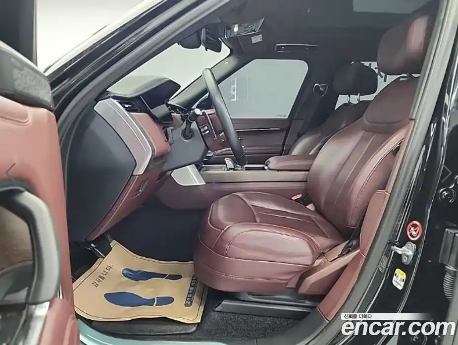 Land Rover Range-Rover 2023 4.4 Автомат в Москве № 166776, фото 11