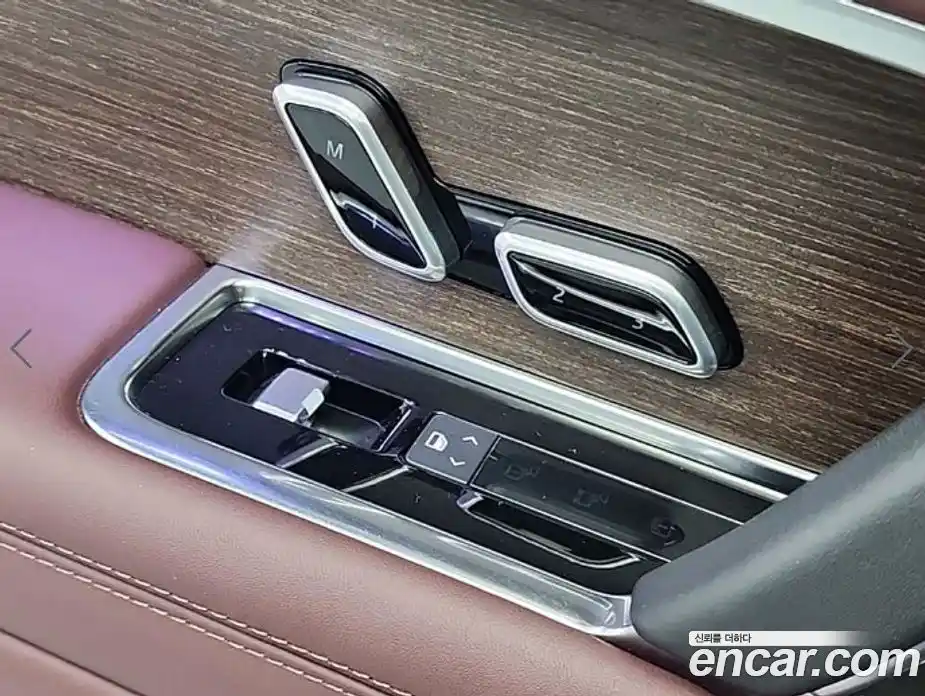 Land Rover Range-Rover 2023 4.4 Автомат в Москве № 166776, фото 15