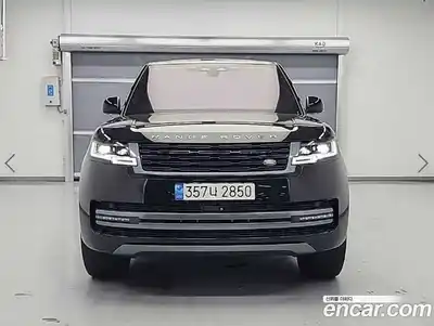 Land Rover Range-Rover 2023 4.4 Автомат в Москве № 166776, миниатюра 2