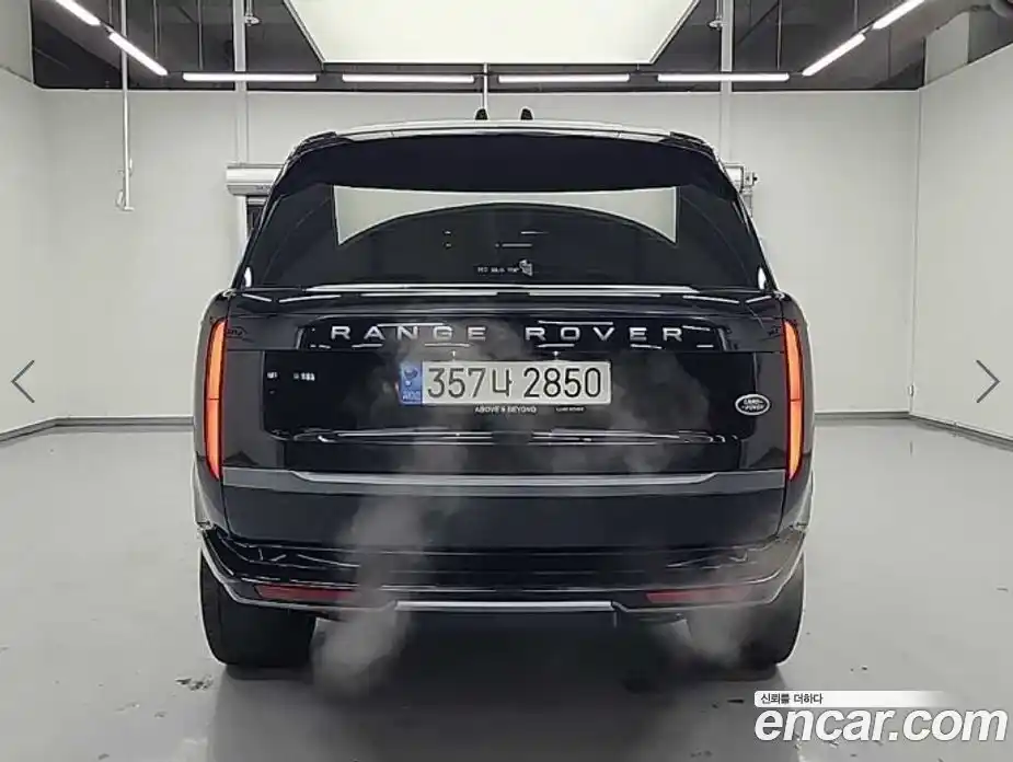 Land Rover Range-Rover 2023 4.4 Автомат в Москве № 166776, фото 3