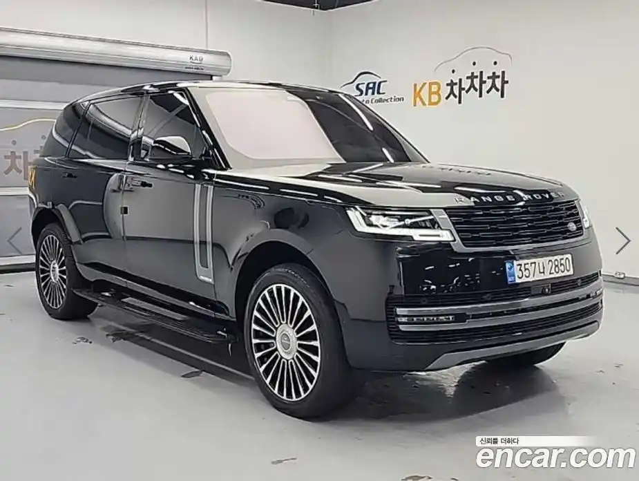 Land Rover Range-Rover 2023 4.4 Автомат в Москве № 166776, фото 4