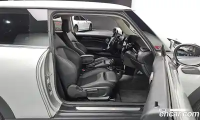 Mini Cooper 2024 1.5 Автомат в Москве № 167130, миниатюра 11