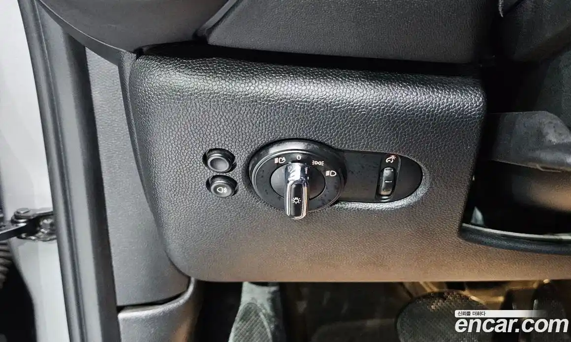 Mini Cooper 2024 1.5 Автомат в Москве № 167130, фото 13