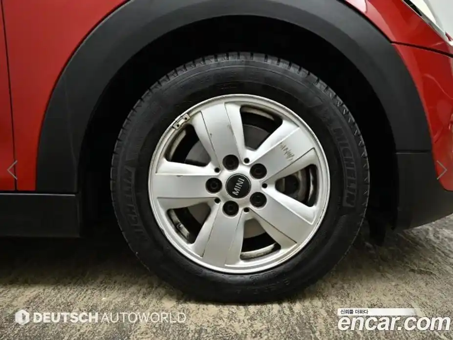 Mini Cooper 2018 1.5 Автомат в Москве № 167453, фото 5