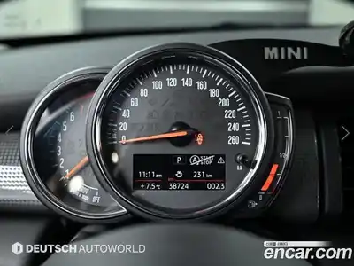 Mini Cooper 2018 1.5 Автомат в Москве № 167453, миниатюра 8