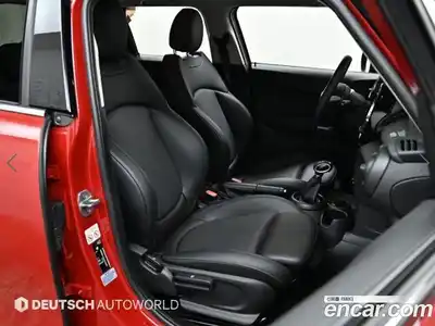 Mini Cooper 2018 1.5 Автомат в Москве № 167453, миниатюра 10