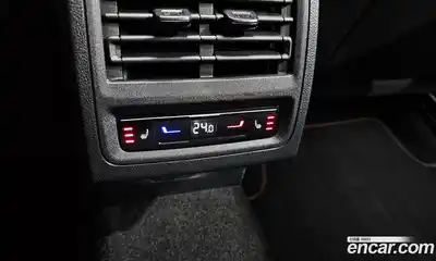 Volkswagen Golf 2023 2.0 Автомат в Москве № 168473, миниатюра 3