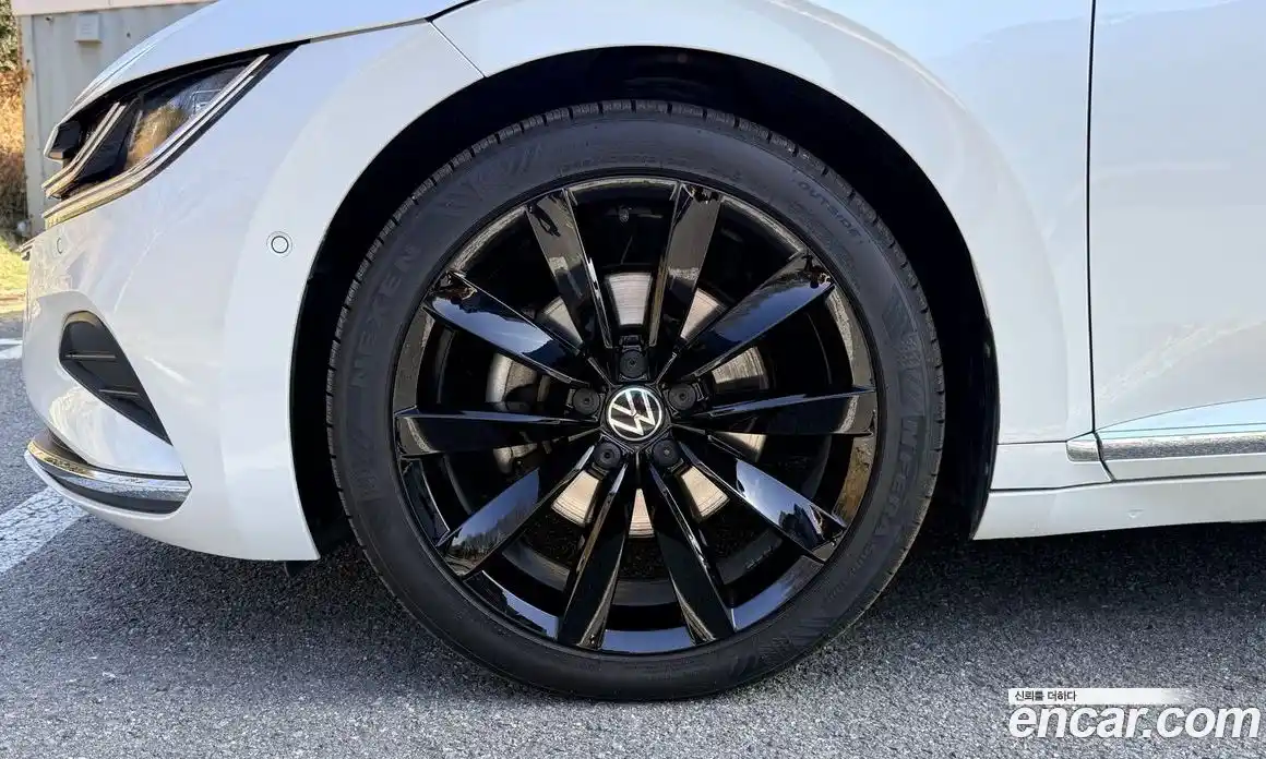 Volkswagen Arteon 2022 2.0 Автомат в Москве № 169186, фото 5