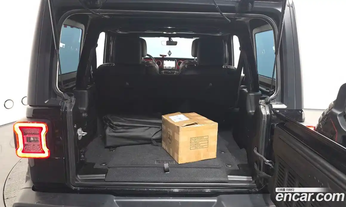 Jeep Wrangler 2020 2.0 Автомат в Москве № 169810, фото 18