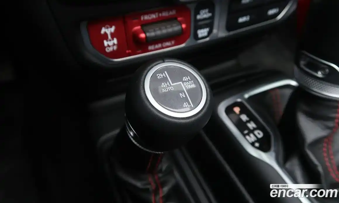 Jeep Wrangler 2023 2.0 Автомат в Москве № 169961, фото 17