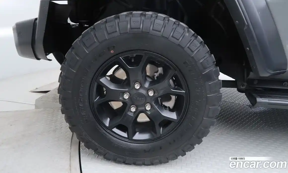 Jeep Wrangler 2023 2.0 Автомат в Москве № 169961, фото 5