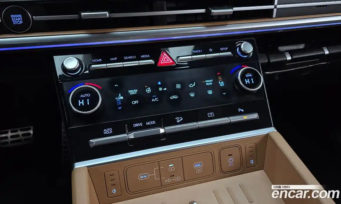 Hyundai Santa Fe 2024 1.6 Автомат в Москве № 171993, фото 12