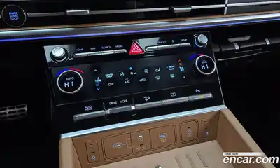 Hyundai Santa Fe 2024 1.6 Автомат в Москве № 171993, миниатюра 12