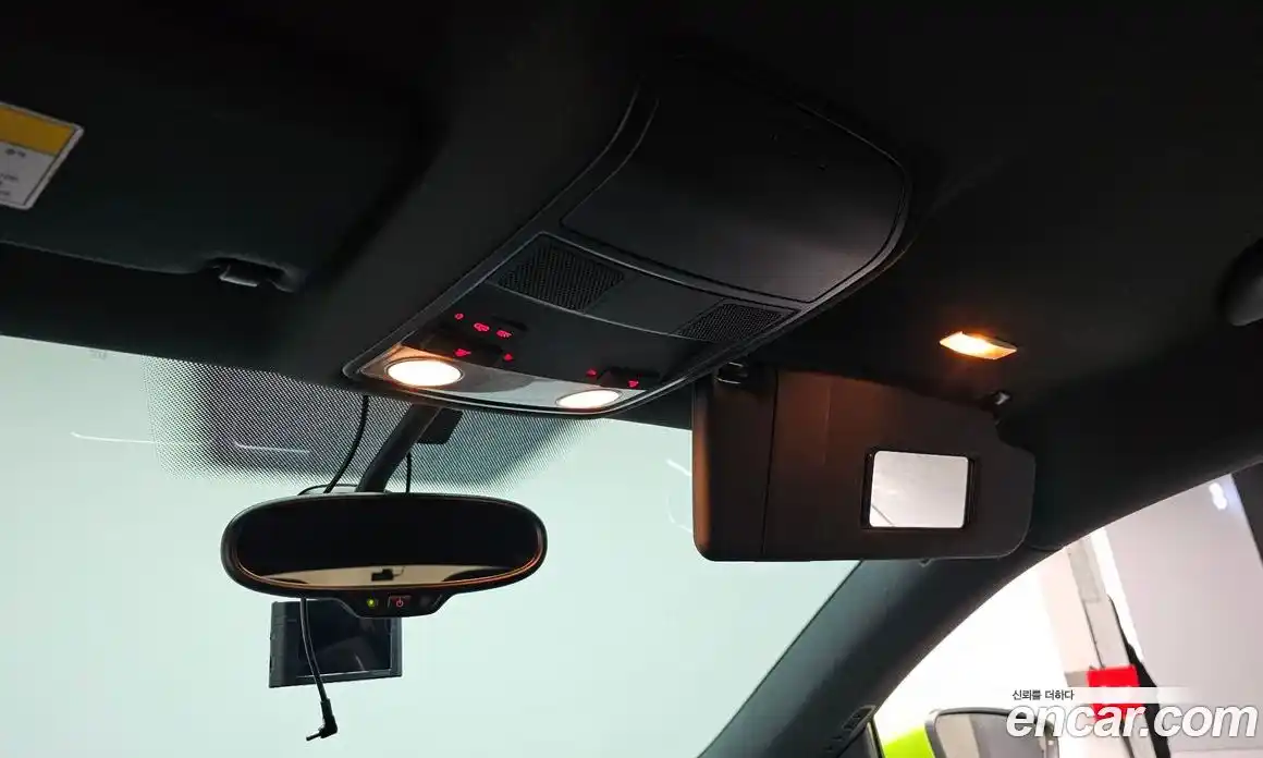 Volkswagen Scirocco 2013 2.0 Автомат в Москве № 172691, фото 18