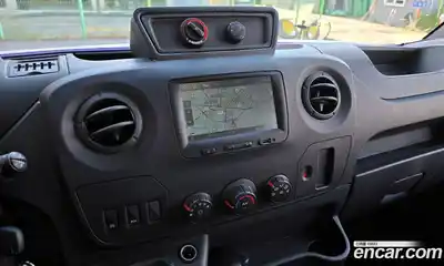 Renault Master 2019 2.3 Механическая в Москве № 177408, миниатюра 12