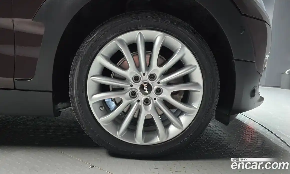 Mini Clubman 2019 1.5 Автомат в Москве № 182437, фото 14