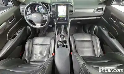 Renault QM6 2017 2.0 Автомат в Москве № 183830, миниатюра 11