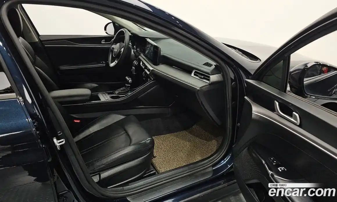 Kia K5 2023 2.0 Автомат в Москве № 18483, фото 16