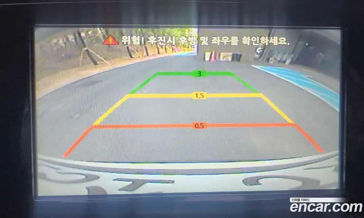 Renault QM3 2015 1.5 Автомат в Москве № 186014, фото 12