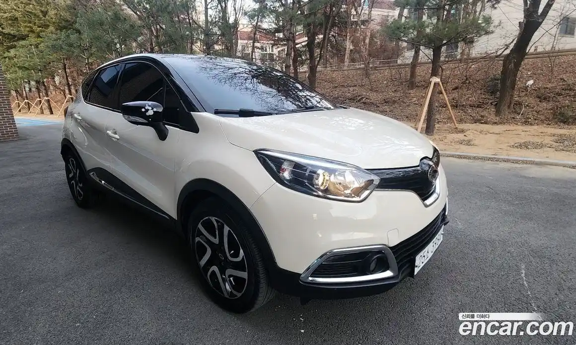 Renault QM3 2015 1.5 Автомат в Москве № 186014, фото 15