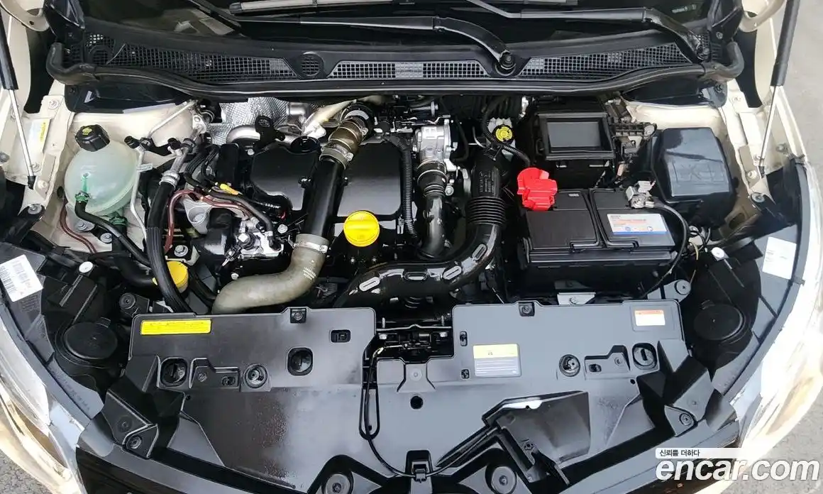 Renault QM3 2015 1.5 Автомат в Москве № 186014, фото 6