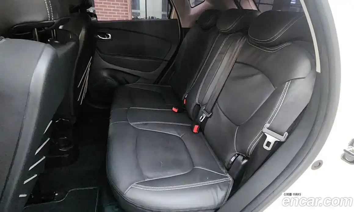 Renault QM3 2015 1.5 Автомат в Москве № 186014, фото 9