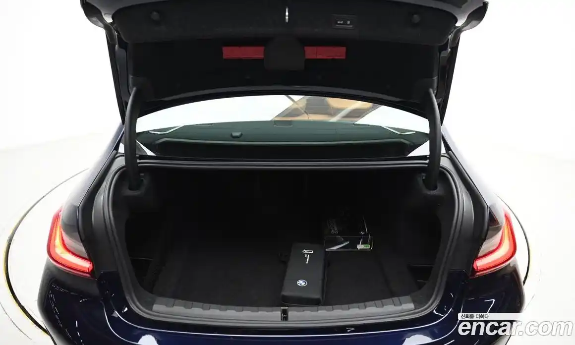 BMW 3-Series 2025 2.0 Автомат в Москве № 187276, фото 20