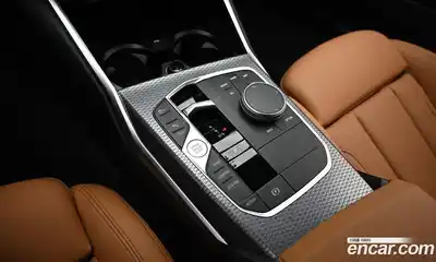 BMW 3-Series 2025 2.0 Автомат в Москве № 187276, миниатюра 9