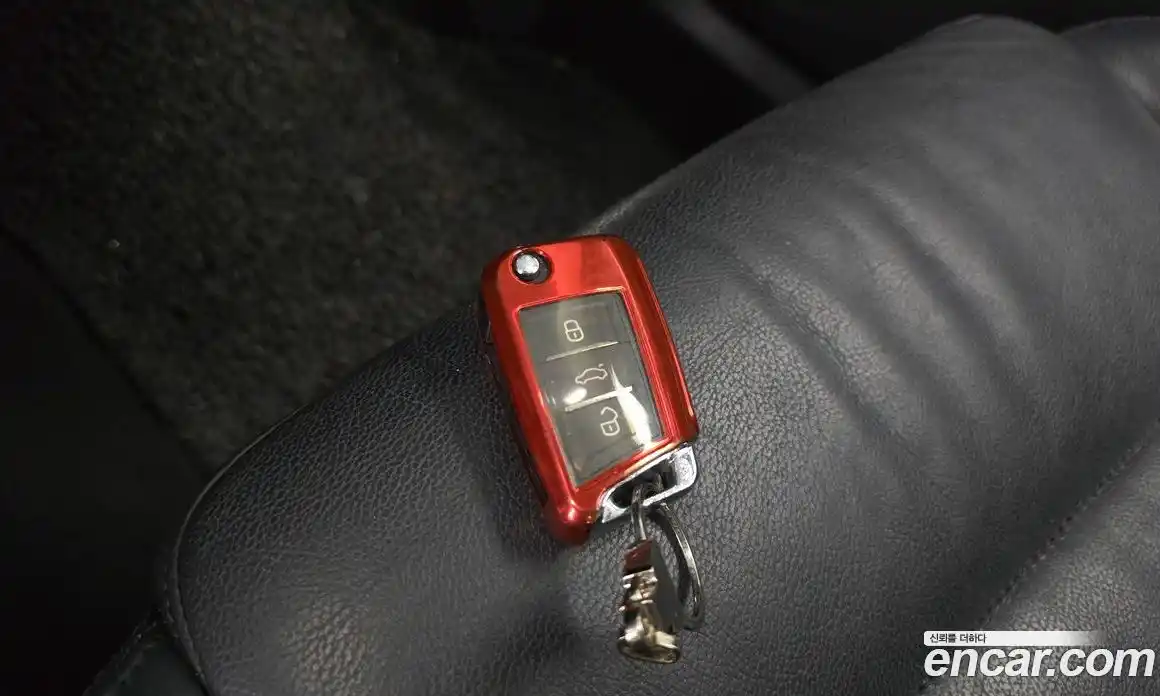 Volkswagen Tiguan 2015 2.0 Автомат в Москве № 187296, фото 15