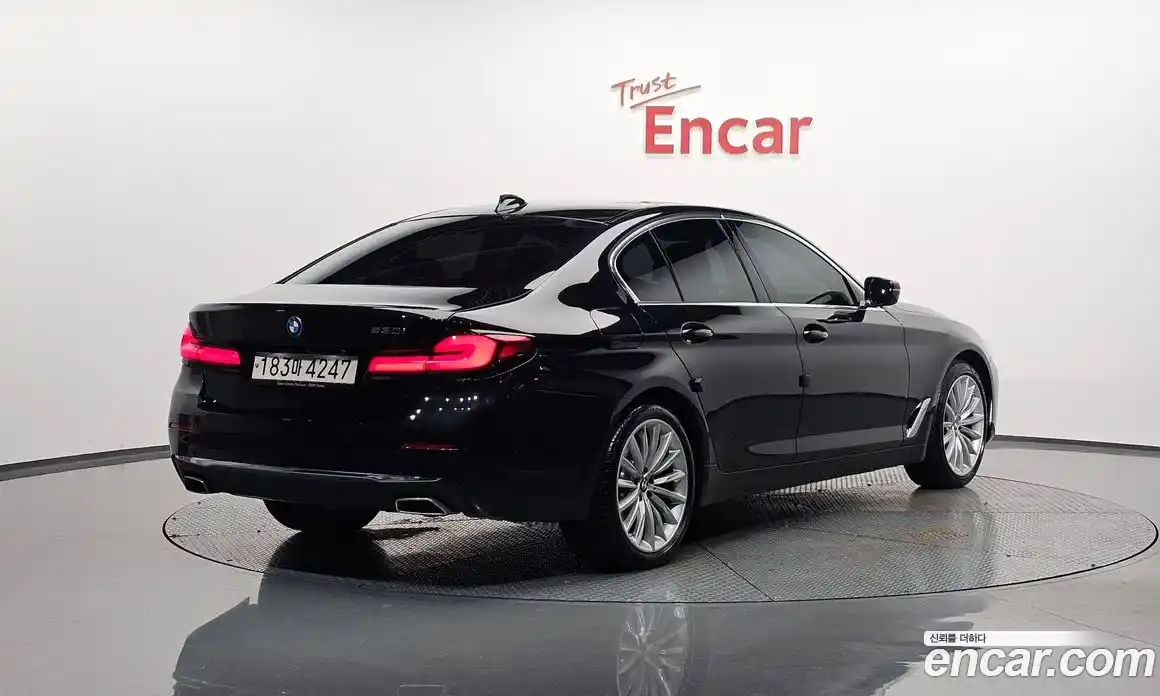 BMW 5-Series 2023 2.0 Автомат в Москве № 188309, фото 9