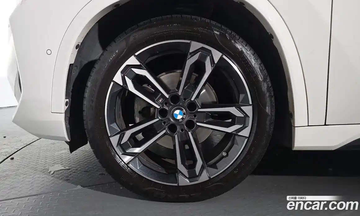 BMW X1 2023 2.0 Автомат в Москве № 188490, фото 7