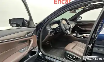 BMW 5-Series 2021 2.0 Автомат в Москве № 188772, миниатюра 11