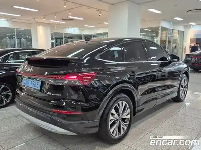 Audi Q4 e-tron 2025 Автомат в Москве № 188981, миниатюра 2