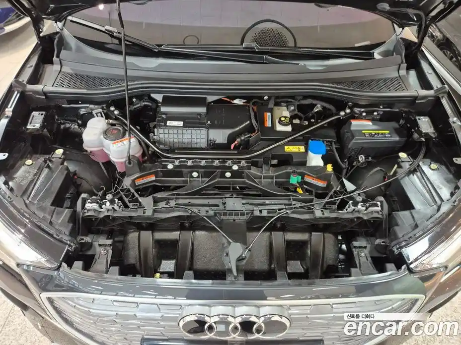 Audi Q4 e-tron 2025 Автомат в Москве № 188981, фото 6