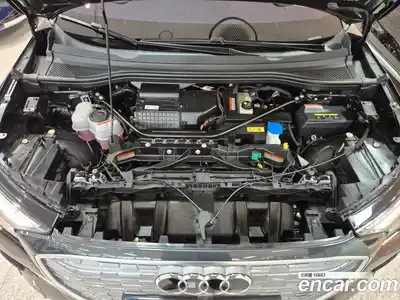 Audi Q4 e-tron 2025 Автомат в Москве № 188981, миниатюра 6