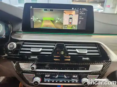 BMW 5-Series 2020 2.0 Автомат в Москве № 191408, миниатюра 11