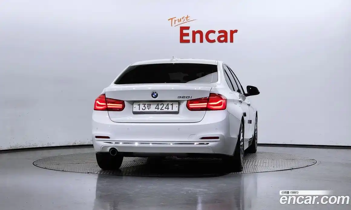 BMW 3-Series 2016 2.0 Автомат в Москве № 193225, фото 13