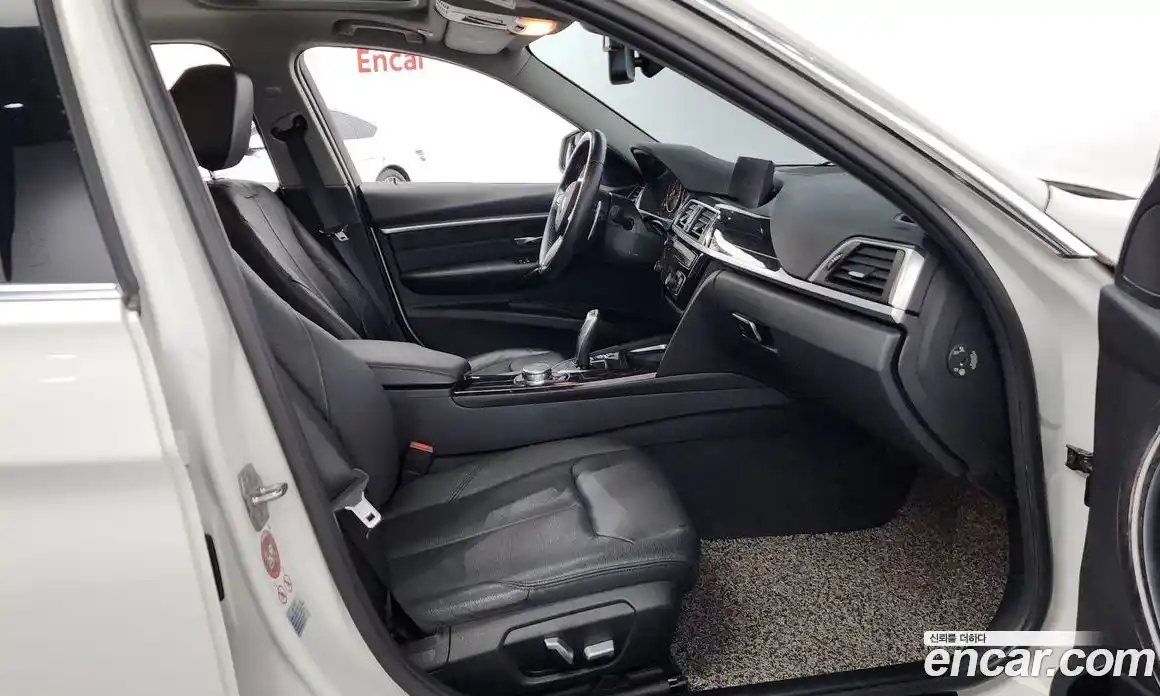 BMW 3-Series 2016 2.0 Автомат в Москве № 193225, фото 17