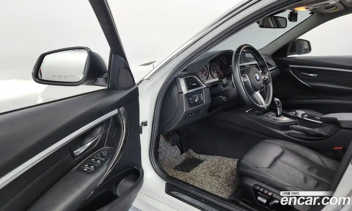 BMW 3-Series 2016 2.0 Автомат в Москве № 193225, фото 20